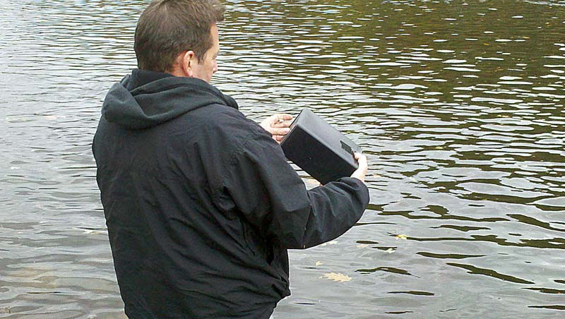 Dave with Gordon's ashes